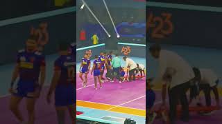 Naveen Kumar injured video pro kabaddi season 10 2023 #prokabaddi #kabaddi #pkl2023 #naveen #shorts