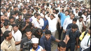 ఆళ్లగడ్డలో వైఎస్‌ జగన్‌కు జననీరాజనం || Grand welcome for YS Jagan at  Allagadda