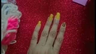 How to apply black dotted nail polish easily with toothpick