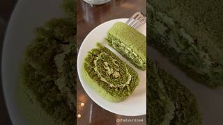 OMG 😳 Matcha Roll Cake from Kyoto Veneto is soooo delicious! 🤤 You can buy at Narita Airport Japan