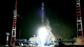 Soyuz-2.1v launches military satellite