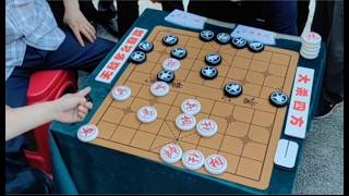 隐世棋王招招凶猛，象棋大师被砍的只剩一个兵，孙浩宇：这棋完了