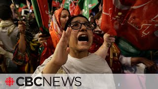 Protests erupt in Pakistan as police try to arrest Imran Khan