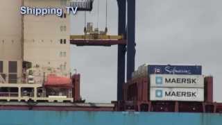 Shipspotters Sunday #37b: Eugen Maersk part 2, loading