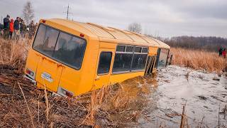 WHO IS THE KING OF OFF-ROAD? GELIK, ZIL 131, PAZIK, let's take the shortcut to the dacha