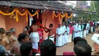 Vairajathan Theyyam at Cheruthazham Kunnumbram Madathinkeezhil Vairajathan Kshetram