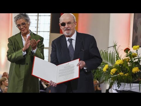 Salman Rushdie Calls For Defense Of Freedom Of Expression As He ...