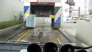 コイン洗車機の動画。