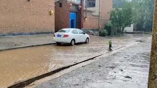 快俩月没这么下雨，一下就是冰雹，老百姓真难