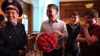 Есен Елеукенге белгісіз біреу тапанша кезеді