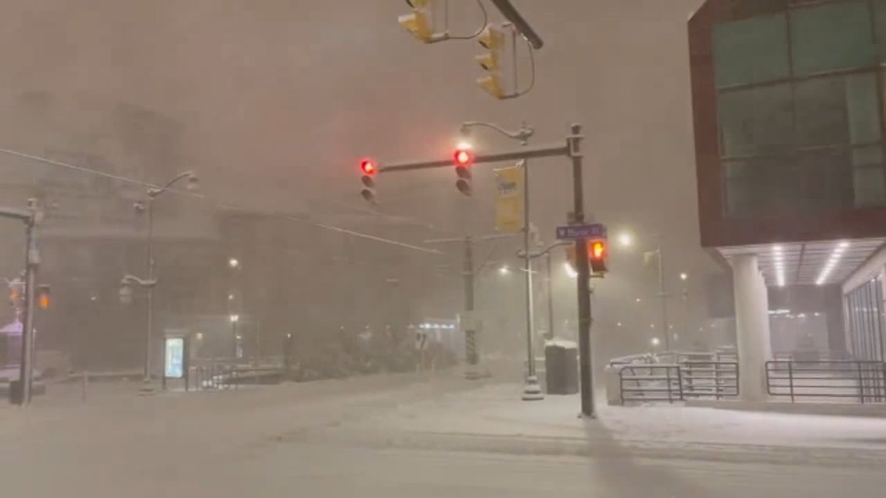 'Historic' Snowstorm Buries Buffalo Area Under Feet Of Snow - YouTube