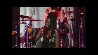 Selmor Mtukudzi - Ziwere Warumwa (Live at 7 Arts Theatre 2011)