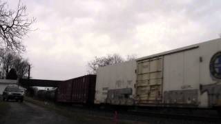 CSX Q647 in Hi Def at Shenandoah Junction,WV on 12/21/13