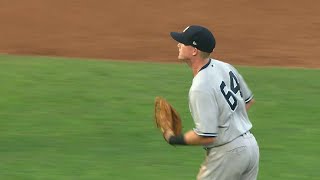 NYY@MIN: Cooper lays out to make a backhanded stop