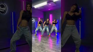 Vibrant Lips Dance Cover On New #Lips Song Are Amazing #SophiChoudry