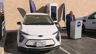 San Antonio International Airport holds ribbon-cutting for first high-speed electric vehicle chargin