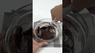 Making microwave Brownies  전자레인지로 브라우니 쉽게 만들기! #shorts