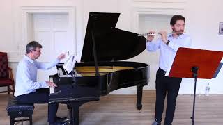 Pavel Mansurov and Alexander Karpeyev play Tsybin's Tarantella