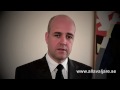 statsminister fredrik reinfeldt intervjuas av allaväljare om begriplig information