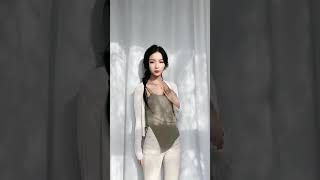 #DancingGirl #美女热舞 你说洋葱很神奇，是蔬果中唯一能让人流泪的，我不想否认，但上次被榴莲砸到脚我也是哭了一天。 #可爱版tutu鼓点舞