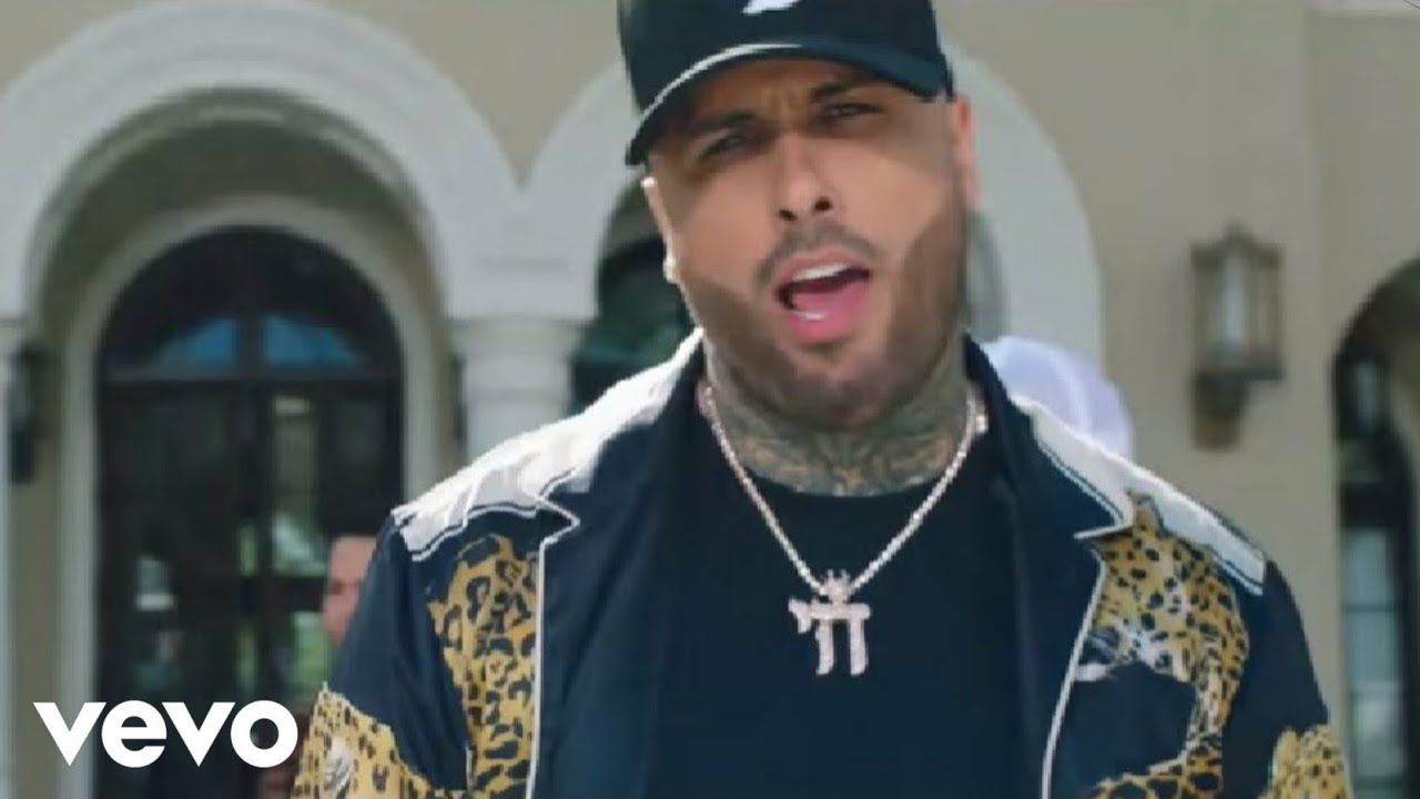 Nicky Jam - Por El Momento (Official Video) Ft. Plan B - YouTube