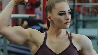 Workout |Muscles Barbie | Julia Vines