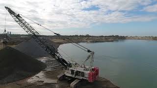 Sand Dredge Link-Belt 308 Crawler Crane Tossing Buckets