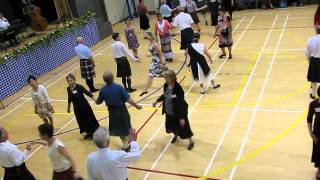 Shiftin' Bobbins-Beginner's Scottish Country Dance  2014