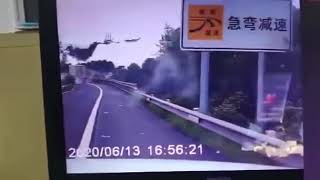 #浙江温岭槽罐车爆炸 行车记录仪视频