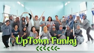 Up Town Funky Linedance Choreographer by Jill Weiss// Demo by Bestari Kediri