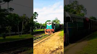 උදයදේවී මඩකලපු දුම්රිය 😱😃🌕 #viral #train #srilanka #railway  M2 Canadian Locomotive