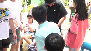 1130616長女幼兒園-柔畢業六年後回校開啟時光寶盒-8男孩們打開時光寶盒