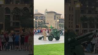 Ramadan Iftar cannon firing just outside Dubai Mall. #ramadanindubai #cannonfiring #ramadan #travel