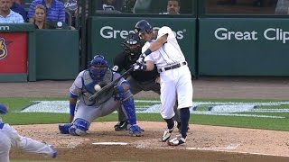 KC@DET: Kinsler drives triple to right-center field