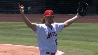 CWS@LAA: Weaver tosses one-run gem vs. White Sox