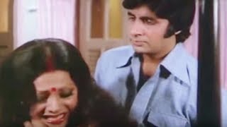 Pregnant Rekha blames Amitabh Bachchan | Do Anjaane | Bollywood Scene