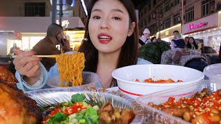 [ENG SUB] Super Popular Night Market! The Turkey Noodles and Spicy Bullfrog are Delicious~!