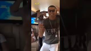Cristiano Ronaldo dancing in the plane | Ronaldo Status #cr7 #Ronaldo #Ronaldodance#cristianoronaldo
