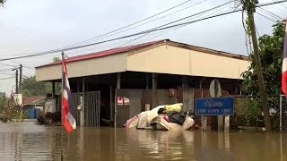 เรื่องเล่าเสาร์-อาทิตย์ กลาง-อีสานอ่วม! น้ำทะลักท่วมสูงฉับพลัน ชาวบ้านโอดอยากได้ห้องน้ำ