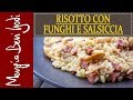 Risotto con funghi e salsiccia in pentola a pressione