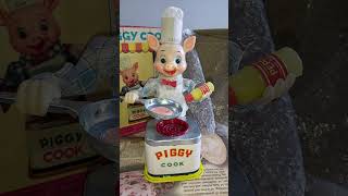 Piggy Cook Yonezawa Battery Operated Tin Toy Japan 1960