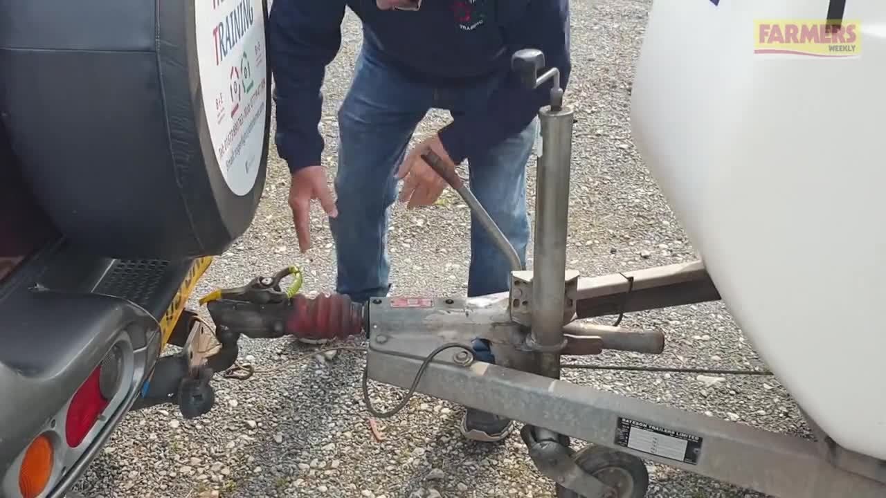 All You Need To Know About Passing Your B+E Trailer Test - YouTube