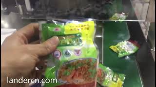 Pickles vacuum packaging machine