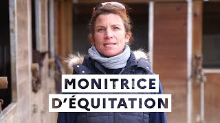 Monitrice d'équitation : former des cavaliers et prendre soin des chevaux