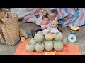 A 17-year-old single mother harvests melons to sell, earning money to build a new house.