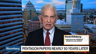 Daniel Ellsberg on the Role of a Whistle-Blower in the U.S.