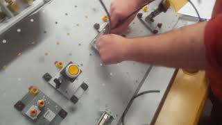 Pneumatics Lab 3.2 circuit 2