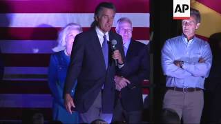 Mitt Romney Campaigns For McCain in Arizona