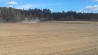 New Holland seeding with Juko KH 300