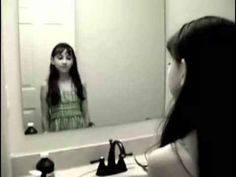 Ghost In Bathroom Mirror – Rispa